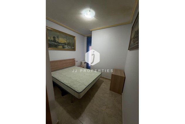 Segunda mano - Apartamento / piso -
Torrevieja - La Mata