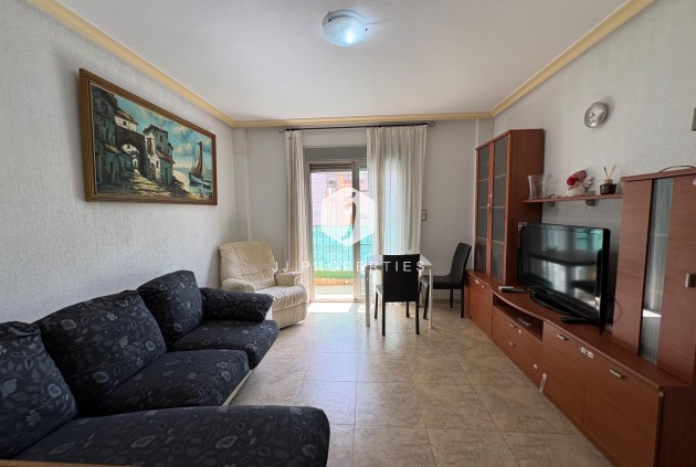 Segunda mano - Apartamento / piso -
Torrevieja - La Mata