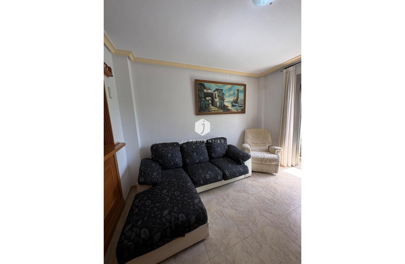 Segunda mano - Apartamento / piso -
Torrevieja - La Mata