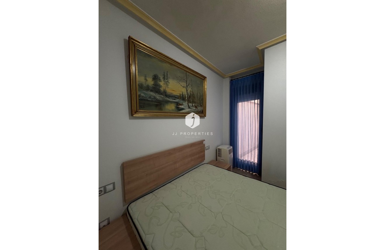 Segunda mano - Apartamento / piso -
Torrevieja - La Mata