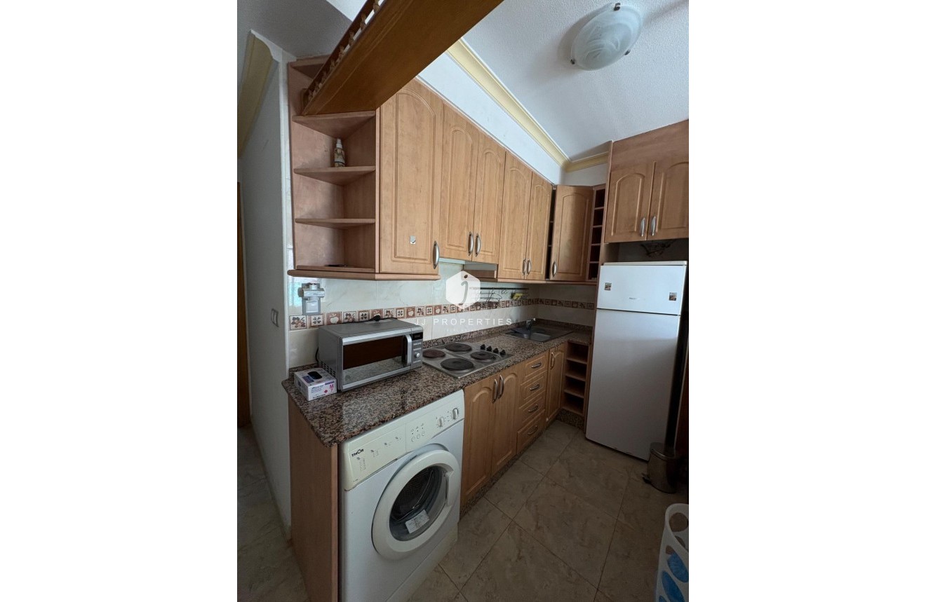 Segunda mano - Apartamento / piso -
Torrevieja - La Mata