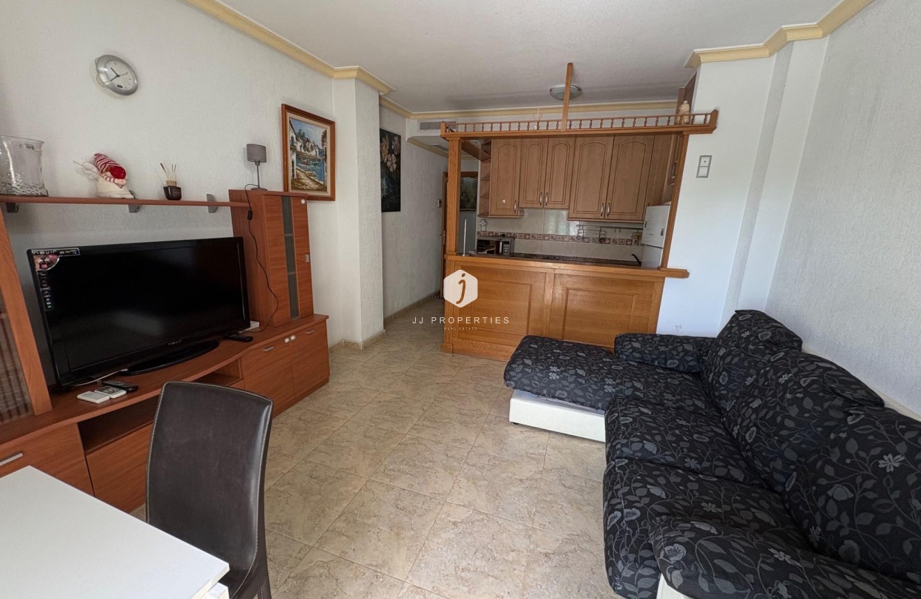 Segunda mano - Apartamento / piso -
Torrevieja - La Mata