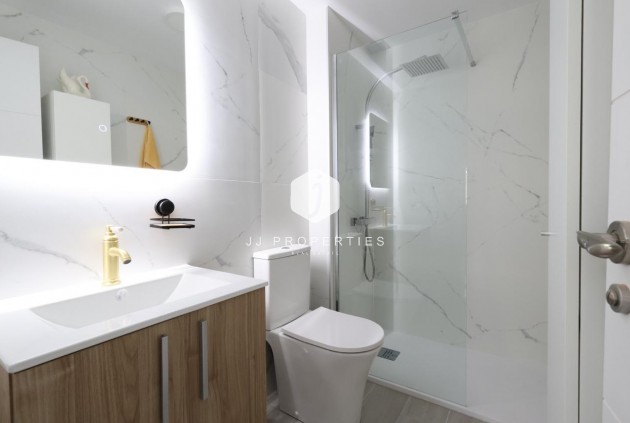 Tweedehands - Bungalow -
Torrevieja - Costa Blanca