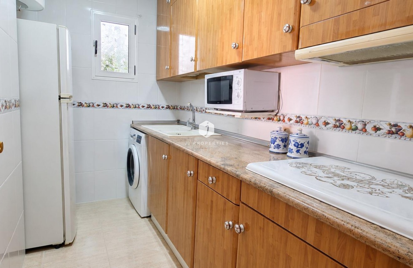 Tweedehands - Appartement / flat -
Torrevieja - Habaneras