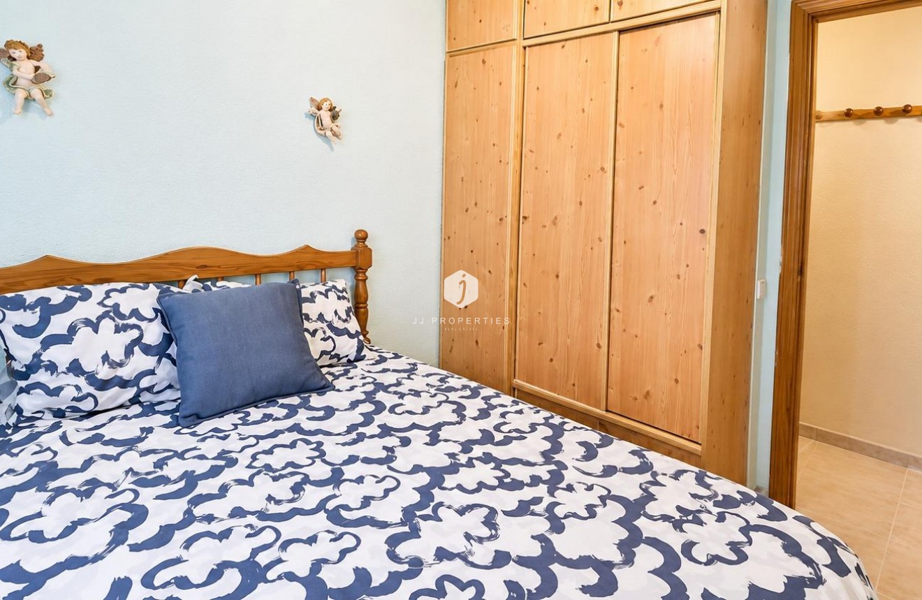 Tweedehands - Appartement / flat -
Torrevieja - Habaneras