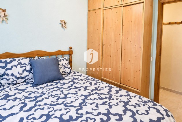 Tweedehands - Appartement / flat -
Torrevieja - Habaneras
