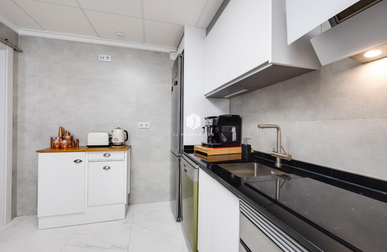 Tweedehands - Chalet -
Torrevieja - aguas nuevas