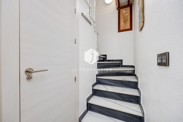 Tweedehands - Chalet -
Torrevieja - aguas nuevas