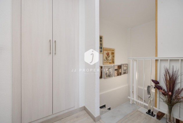 Tweedehands - Chalet -
Torrevieja - aguas nuevas