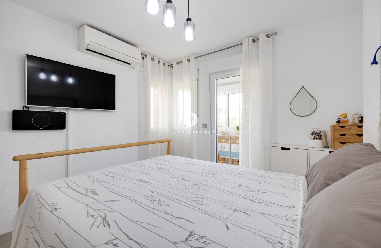 Tweedehands - Chalet -
Torrevieja - aguas nuevas