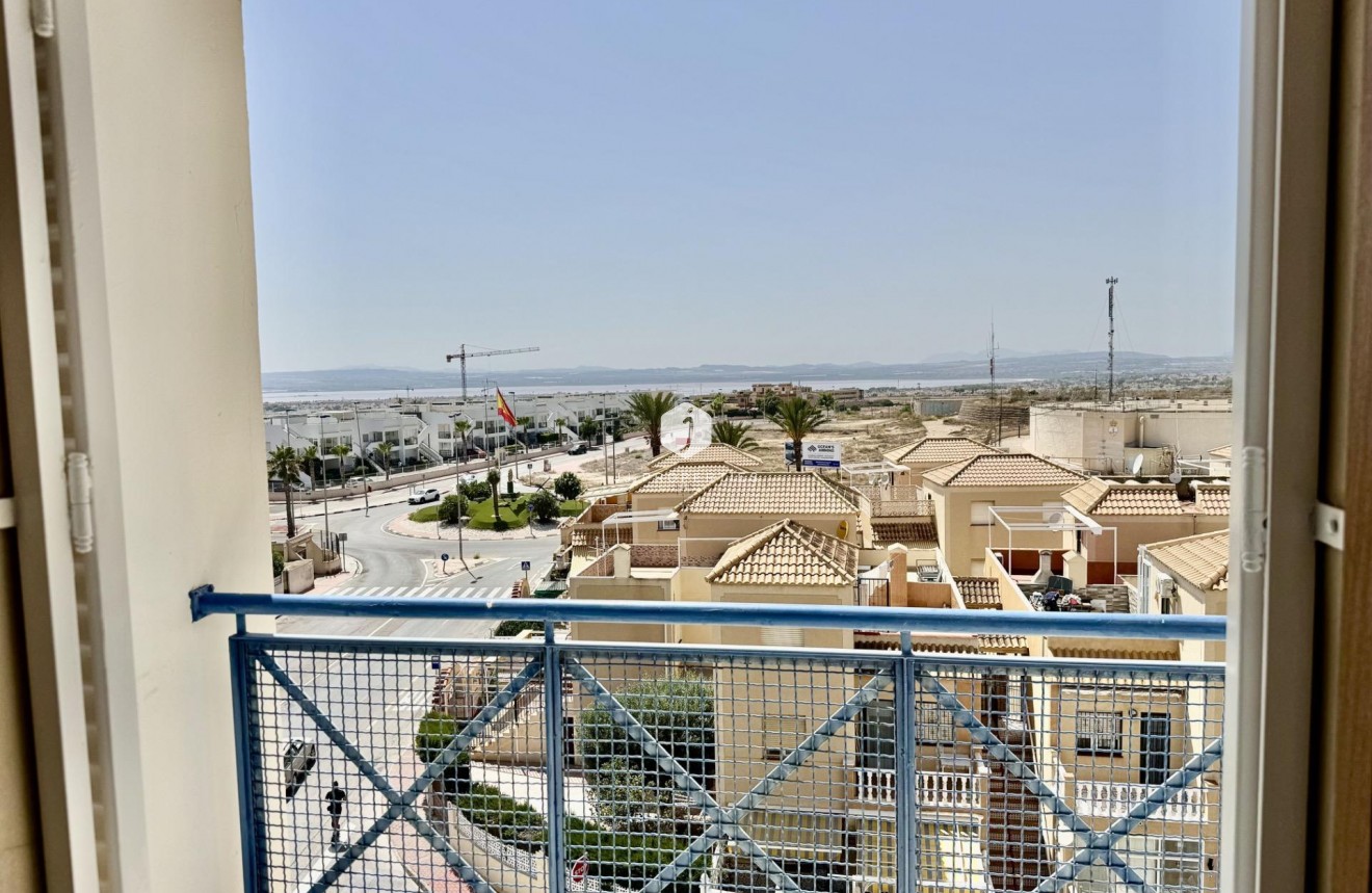 Tweedehands - Appartement / flat -
Torrevieja - Torreblanca