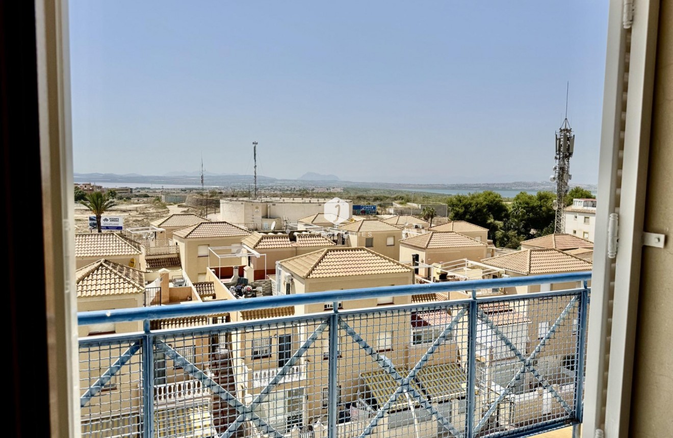 Tweedehands - Appartement / flat -
Torrevieja - Torreblanca