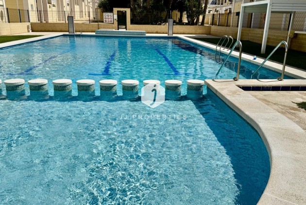 Tweedehands - Appartement / flat -
Torrevieja - Torreblanca