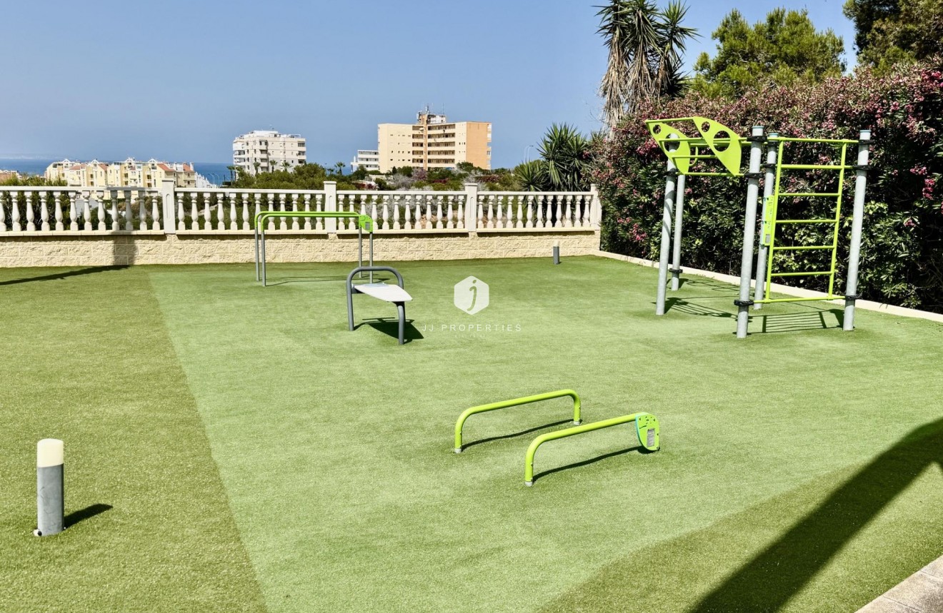 Tweedehands - Appartement / flat -
Torrevieja - Torreblanca