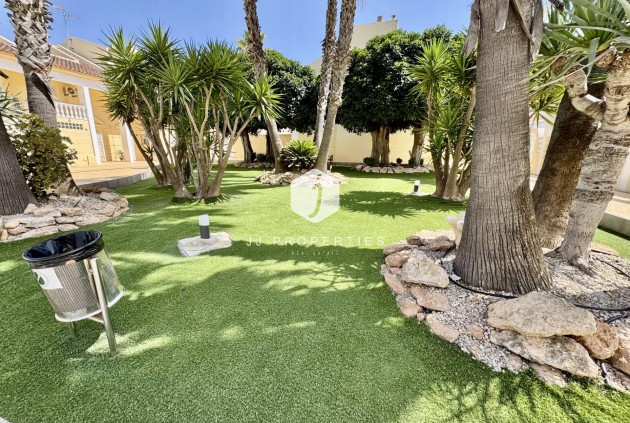 Tweedehands - Appartement / flat -
Torrevieja - Torreblanca