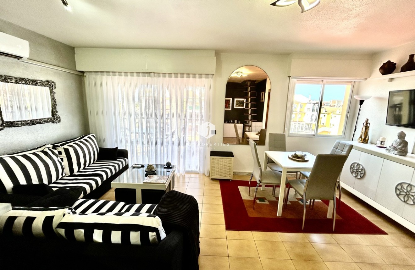 Tweedehands - Appartement / flat -
Torrevieja - Costa Blanca