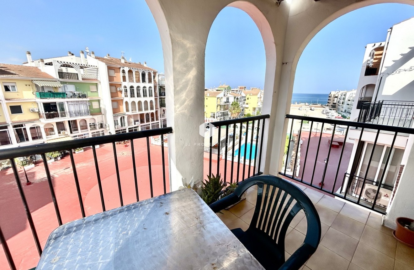 Tweedehands - Appartement / flat -
Torrevieja - Costa Blanca