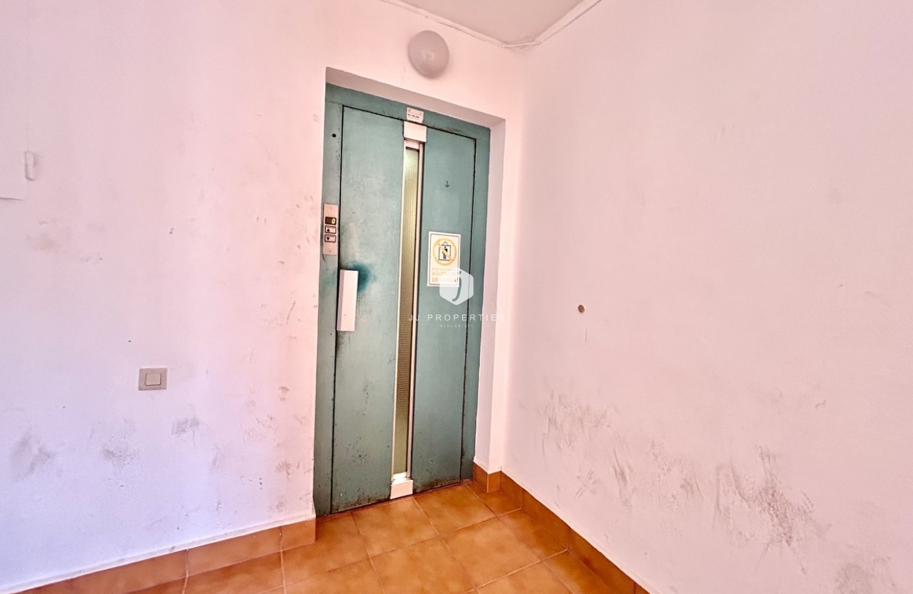 Tweedehands - Appartement / flat -
Torrevieja - Costa Blanca