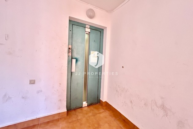 Tweedehands - Appartement / flat -
Torrevieja - Costa Blanca