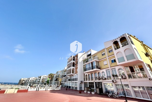 Tweedehands - Appartement / flat -
Torrevieja - Costa Blanca