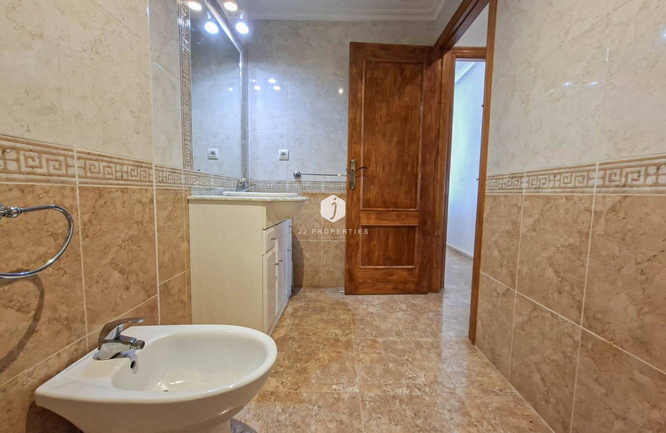 Resale - Apartment / flat -
Orihuela Costa - Costa Blanca