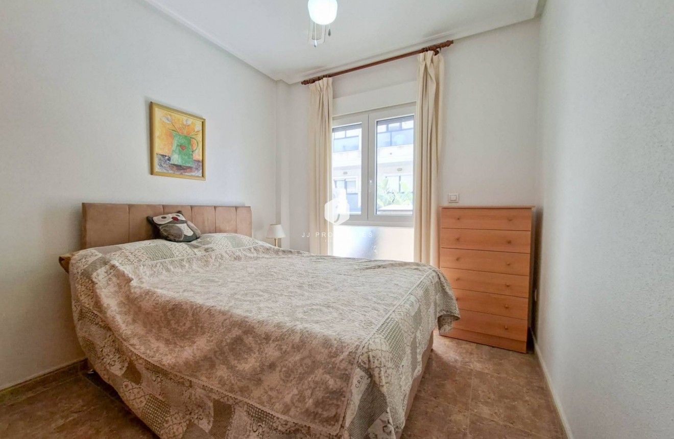 Resale - Apartment / flat -
Orihuela Costa - Costa Blanca