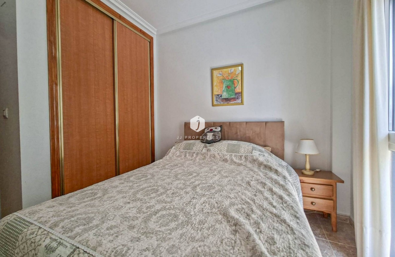 Resale - Apartment / flat -
Orihuela Costa - Costa Blanca