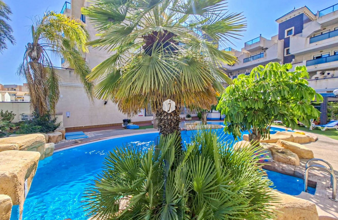 Resale - Apartment / flat -
Orihuela Costa - Costa Blanca