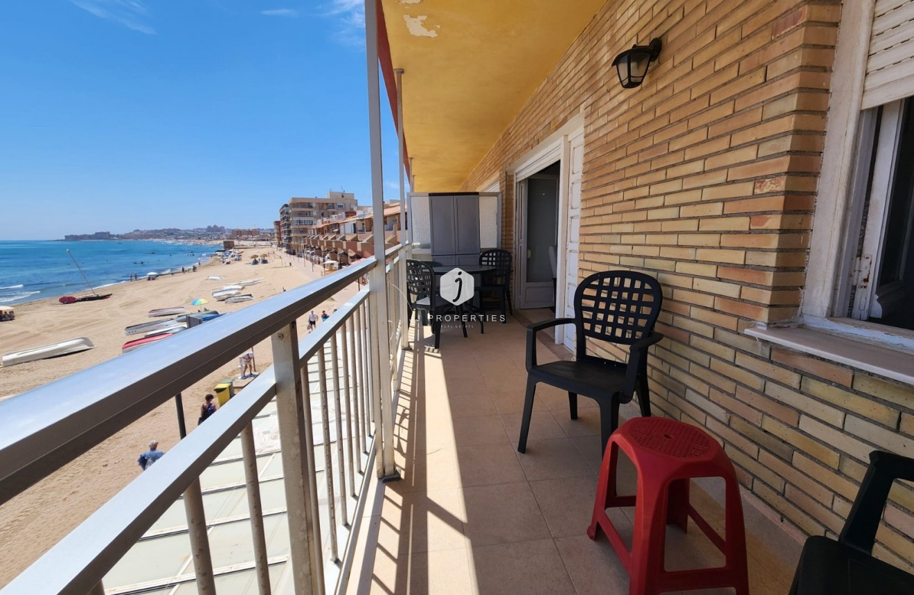 Segunda mano - Apartamento / piso -
La Mata - Costa Blanca