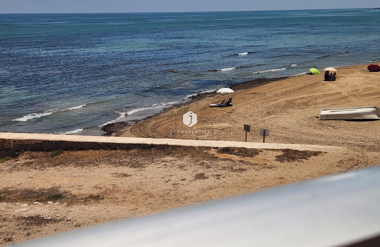 Segunda mano - Apartamento / piso -
La Mata - Costa Blanca