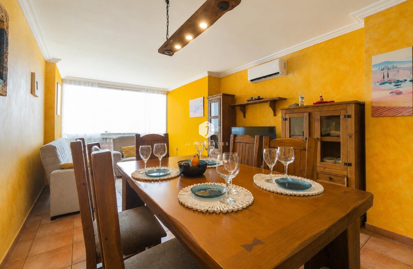 Tweedehands - Appartement / flat -
Torrevieja - Acequion