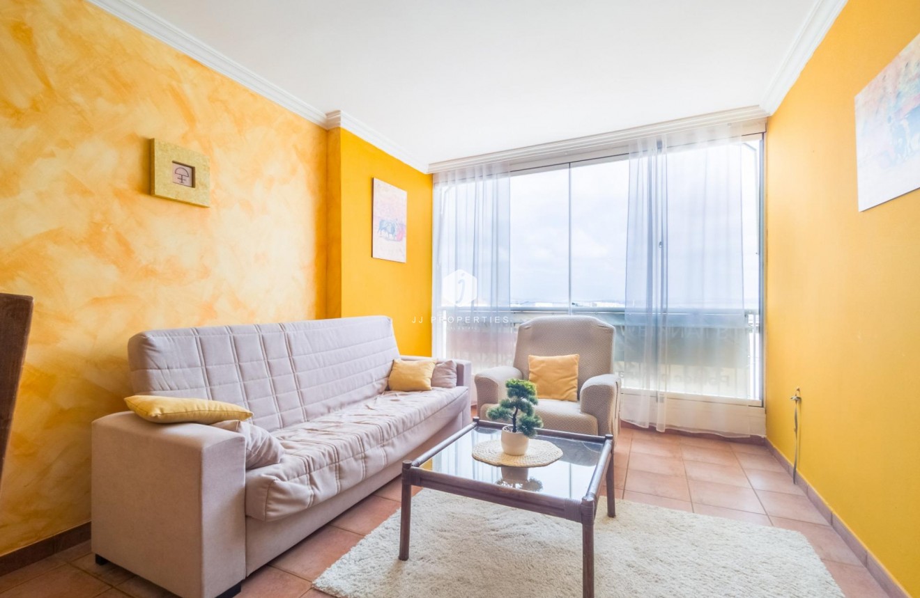 Tweedehands - Appartement / flat -
Torrevieja - Acequion