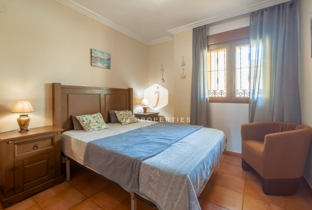 Tweedehands - Appartement / flat -
Torrevieja - Acequion