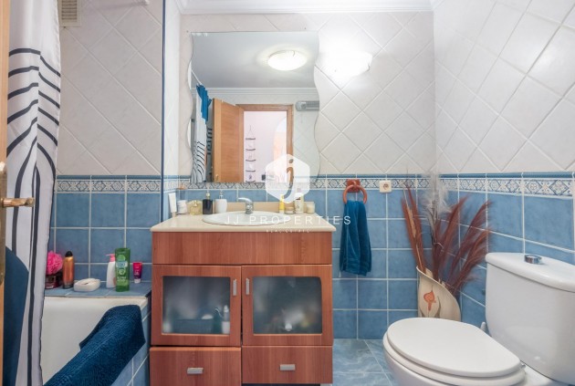 Tweedehands - Appartement / flat -
Torrevieja - Acequion