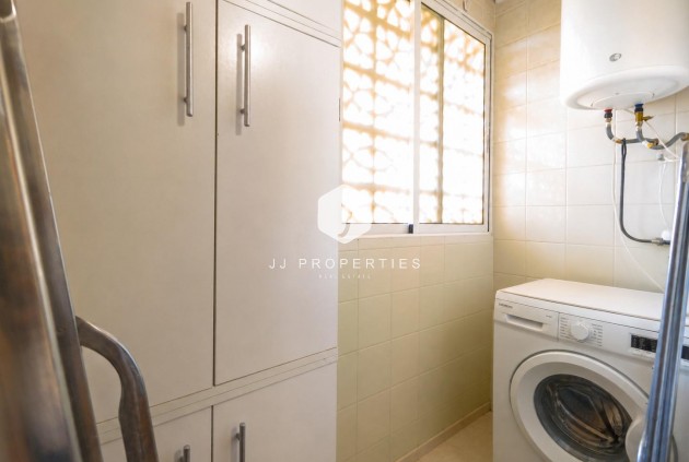 Tweedehands - Appartement / flat -
Torrevieja - Acequion
