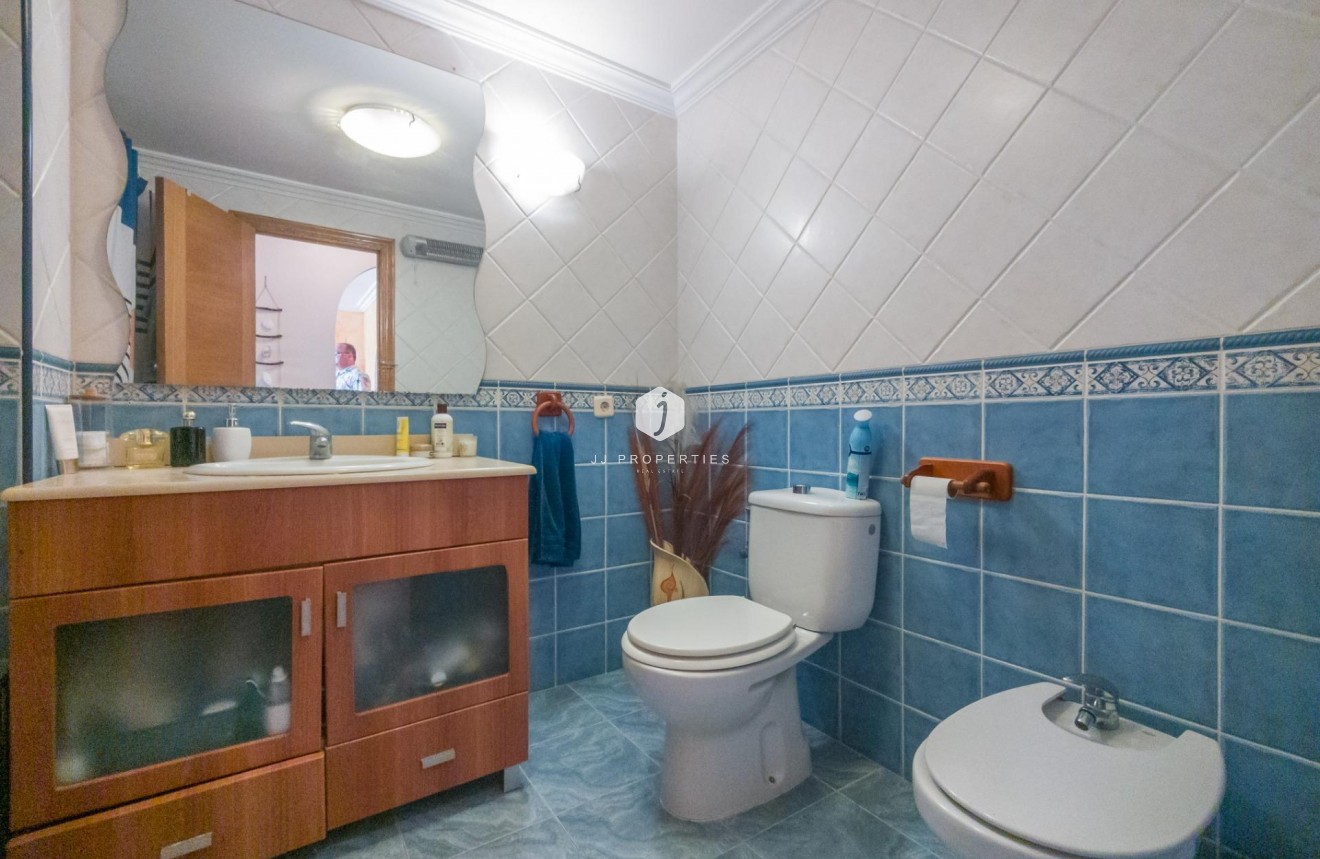 Tweedehands - Appartement / flat -
Torrevieja - Acequion