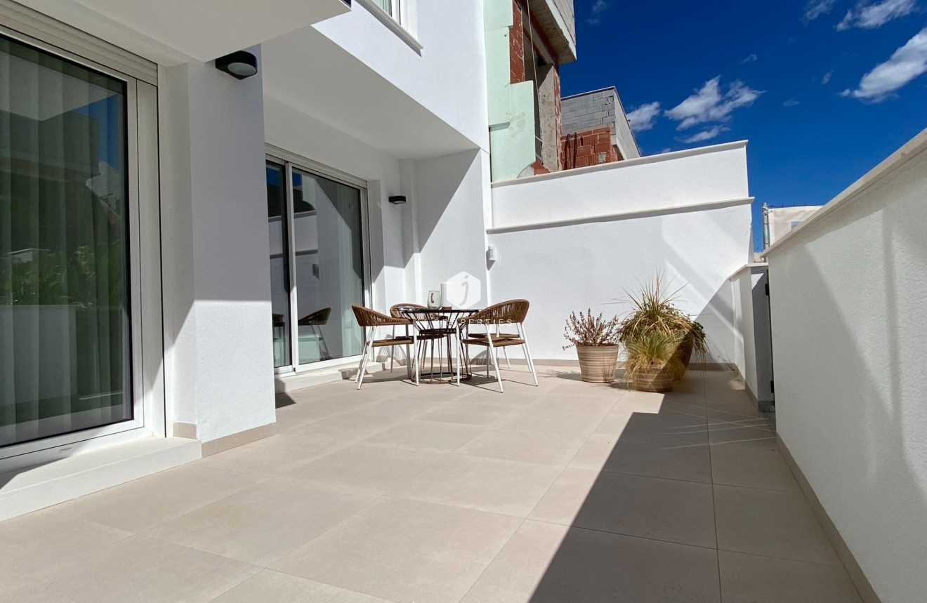 New Build - Bungalow -
Pilar de la Horadada - pueblo