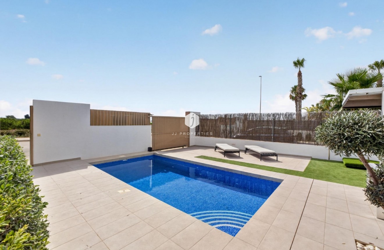 Tweedehands - Chalet -
El Raso - Guardamar del Segura