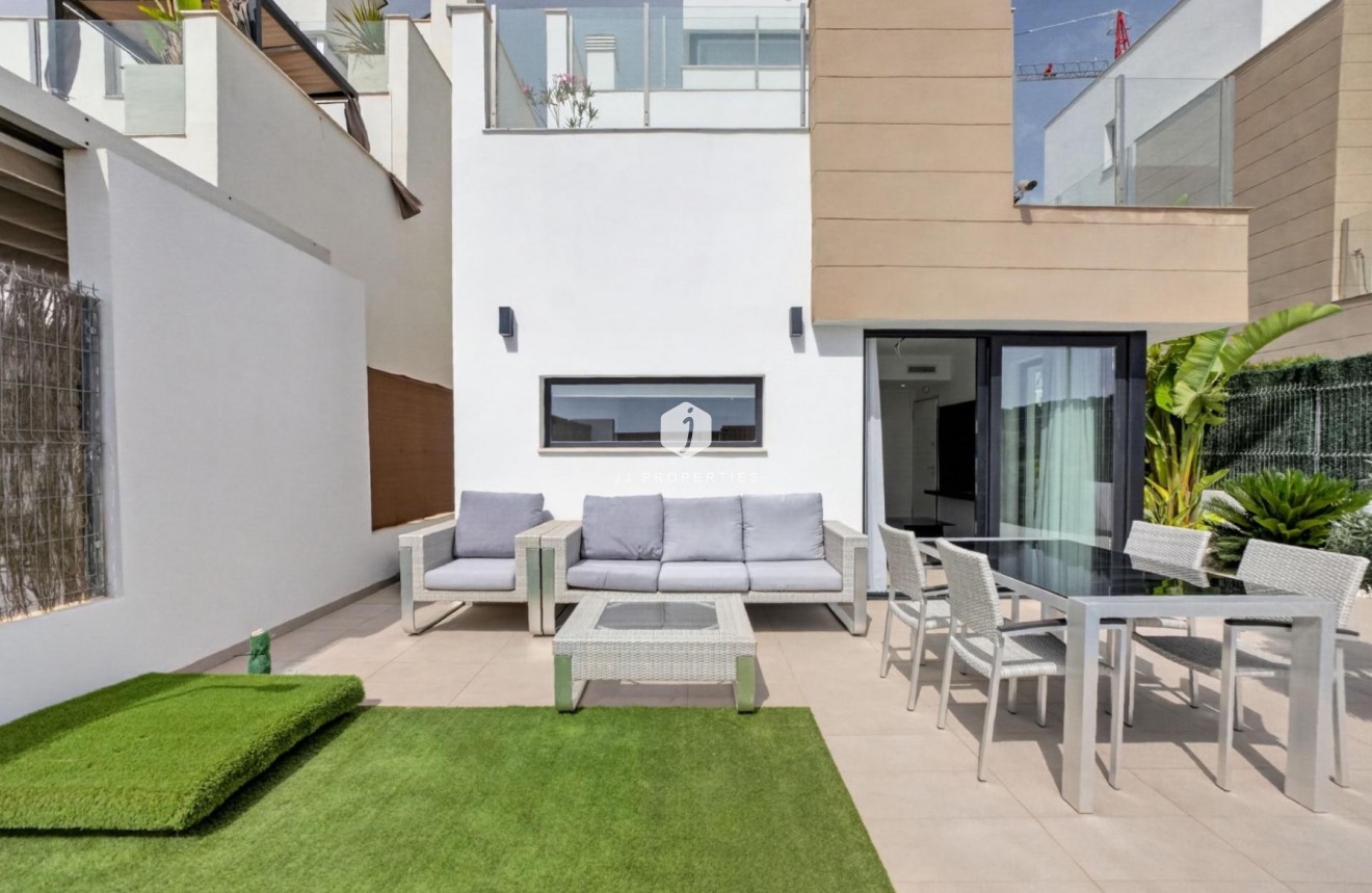 Tweedehands - Chalet -
El Raso - Guardamar del Segura