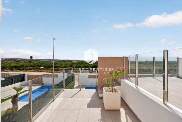 Tweedehands - Chalet -
El Raso - Guardamar del Segura