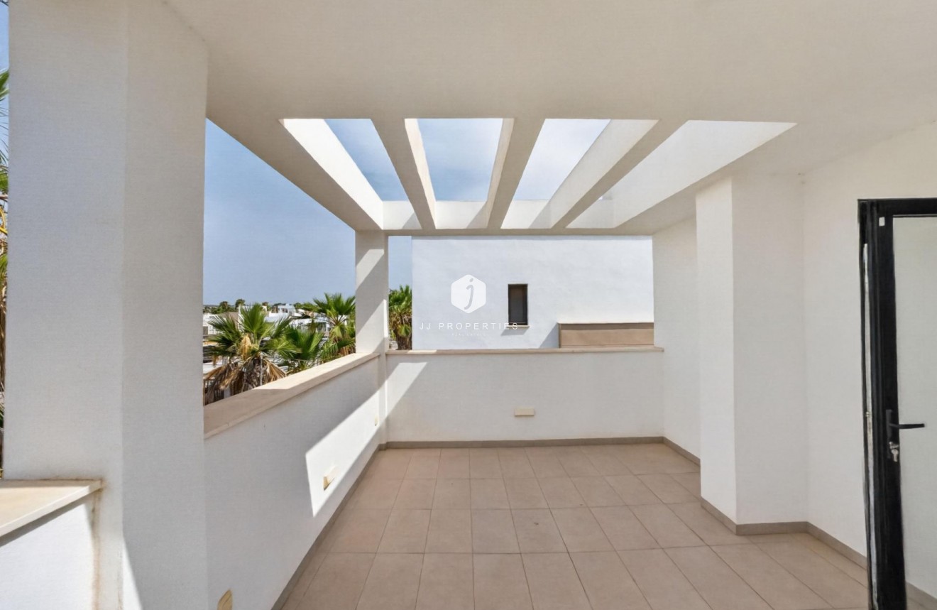 Tweedehands - Chalet -
El Raso - Guardamar del Segura