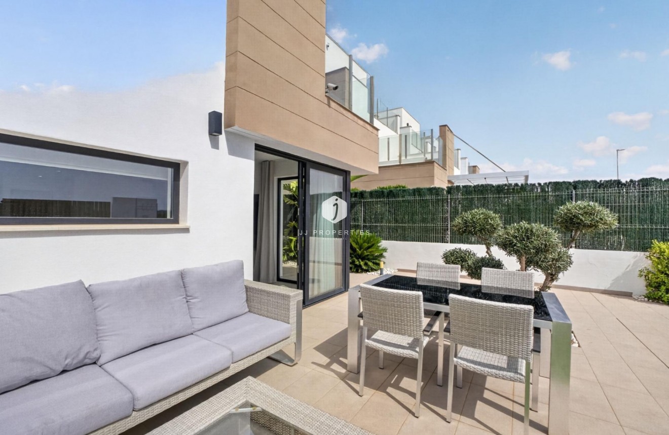 Tweedehands - Chalet -
El Raso - Guardamar del Segura