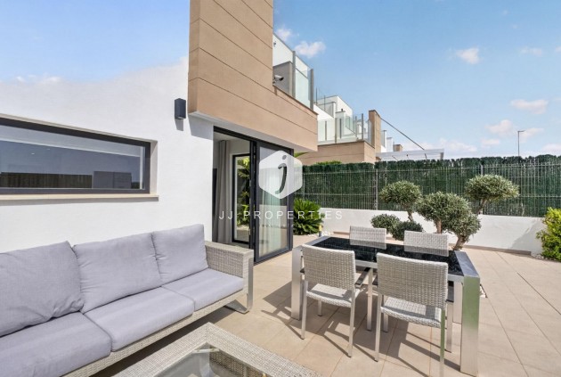 Tweedehands - Chalet -
El Raso - Guardamar del Segura