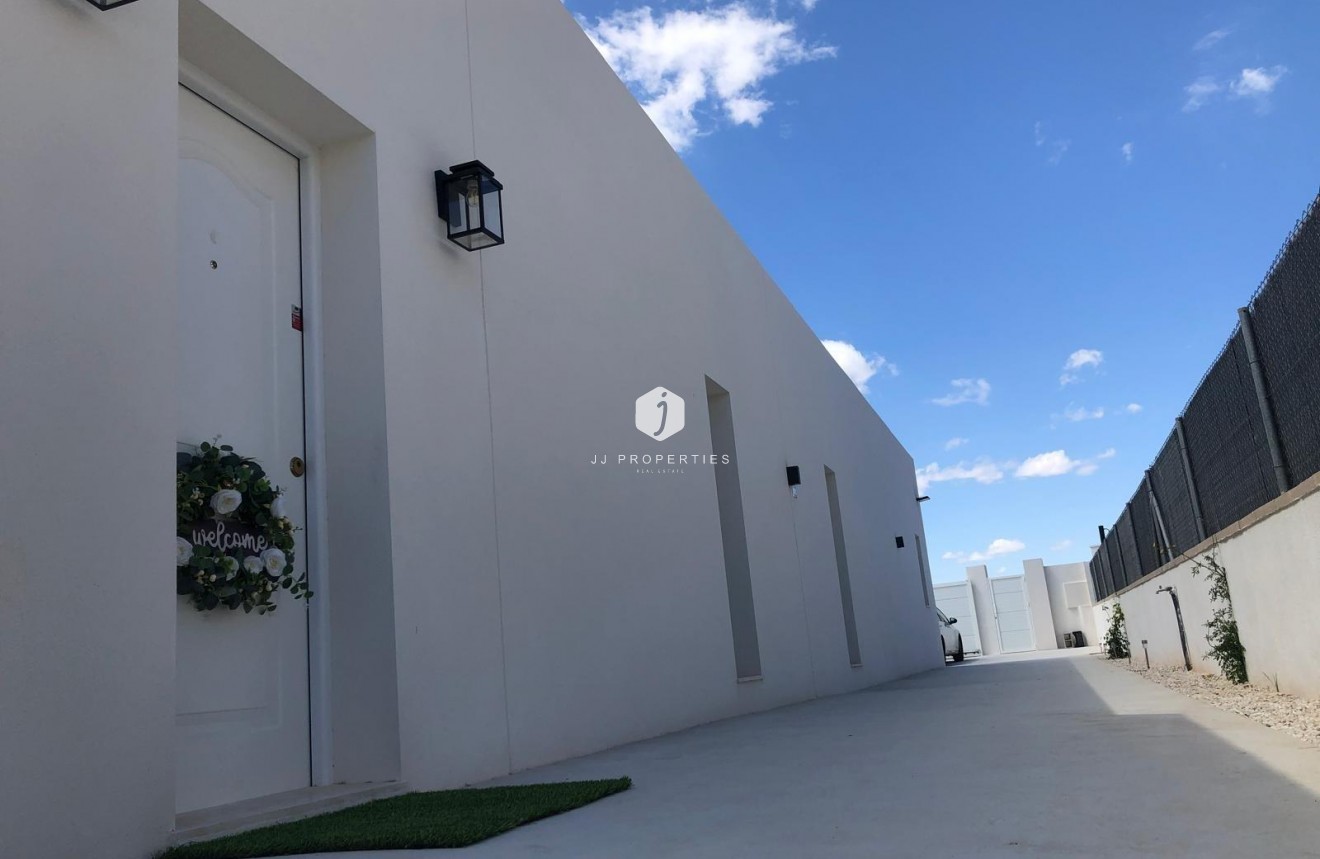 New Build - Villa -
Aspe - urbanizaciones