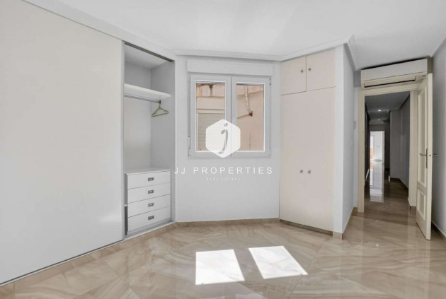 Tweedehands - Appartement / flat -
Torrevieja - Costa Blanca