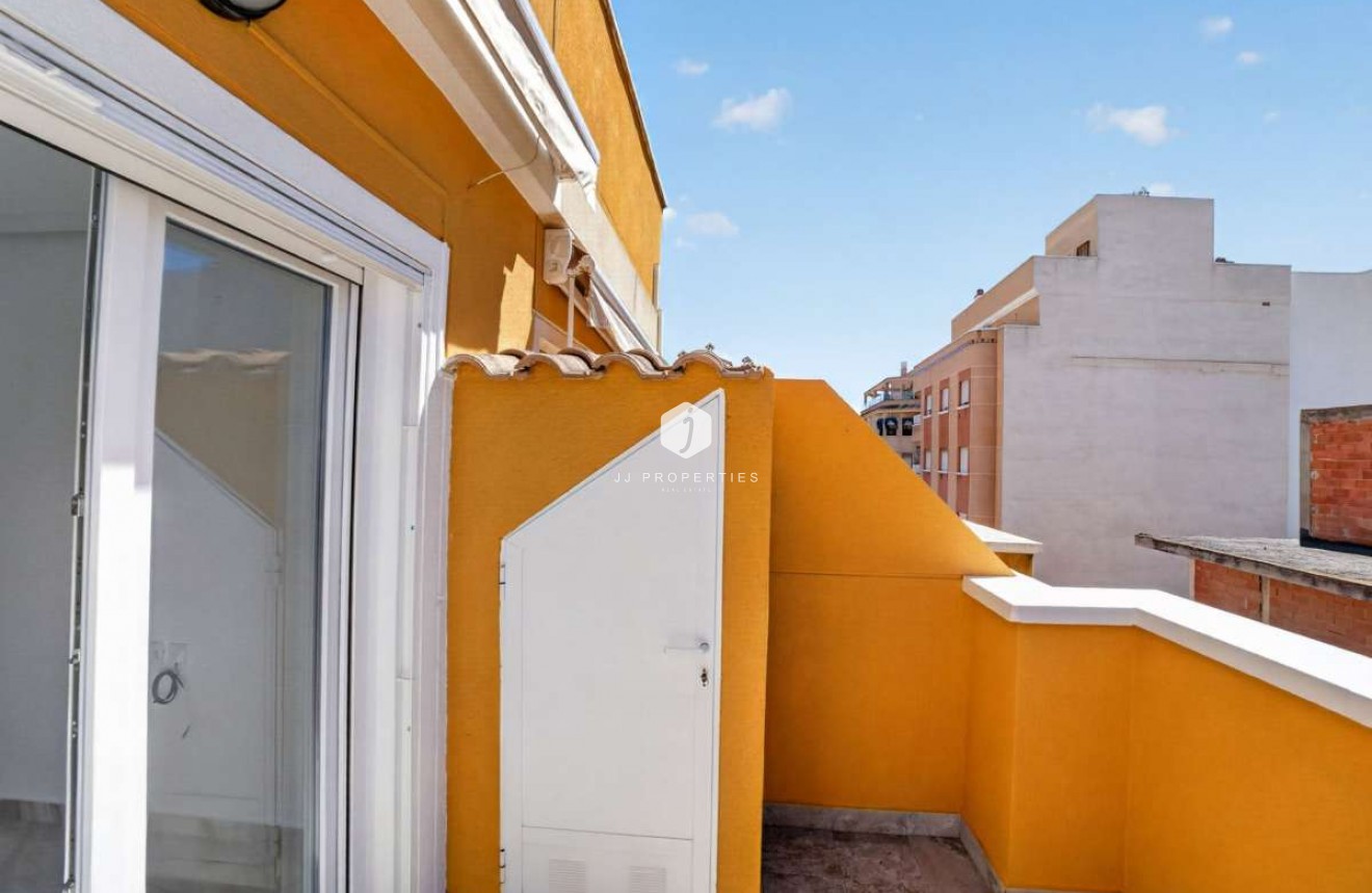 Tweedehands - Appartement / flat -
Torrevieja - Costa Blanca