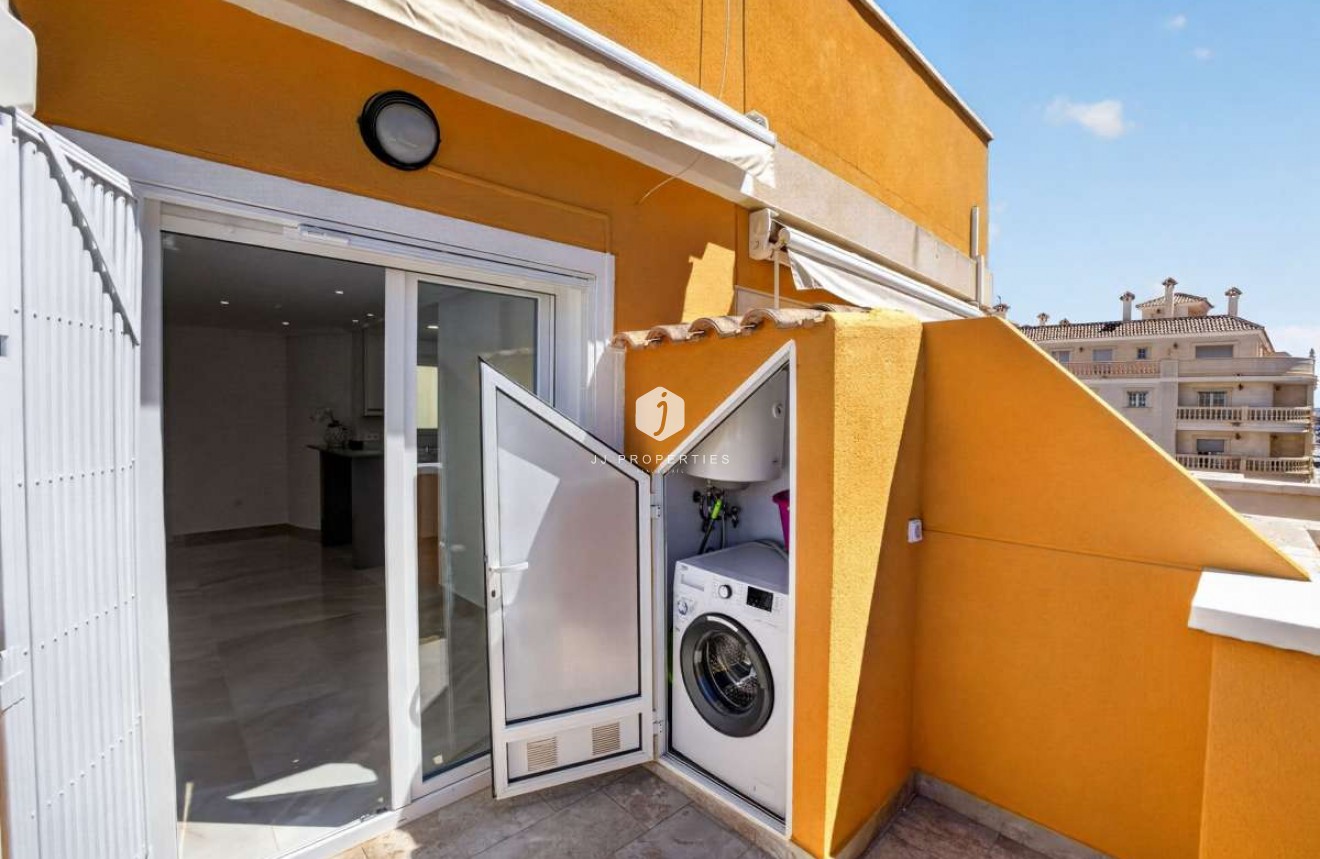 Tweedehands - Appartement / flat -
Torrevieja - Costa Blanca