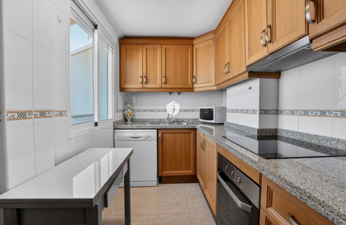 Resale - Apartment / flat -
Torrevieja - Costa Blanca