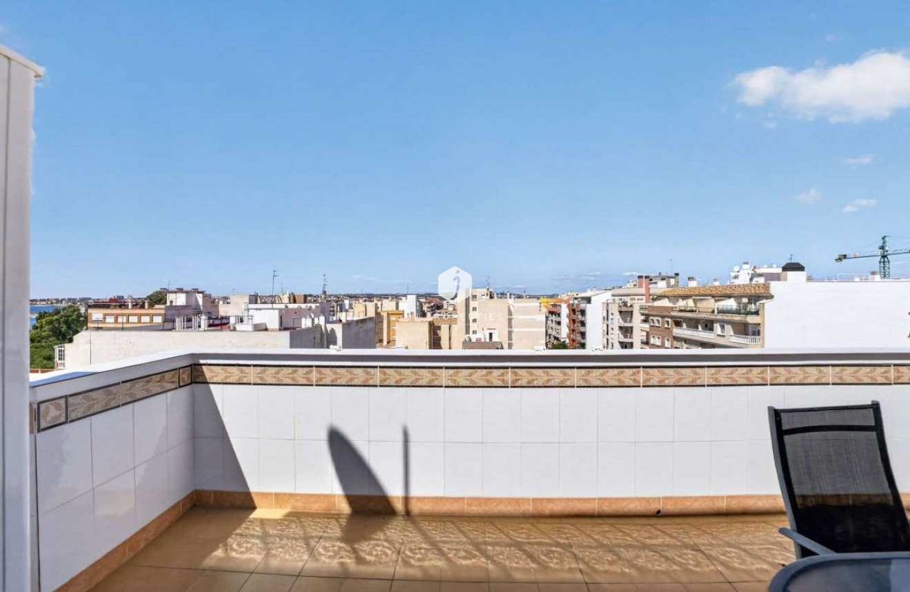 Resale - Apartment / flat -
Torrevieja - Costa Blanca
