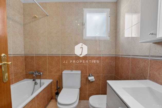 Resale - Apartment / flat -
Torrevieja - Costa Blanca